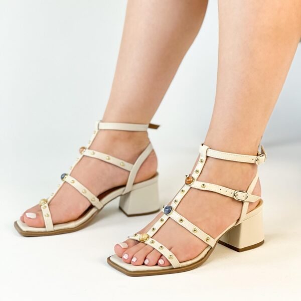 11907646-2-scaled-1.jpg 9-11907646