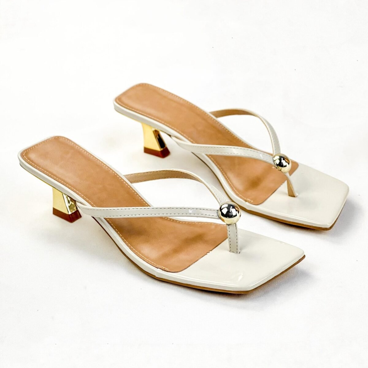 875C9114-Verniz-Off-White-2-scaled-1.jpeg 875C9114