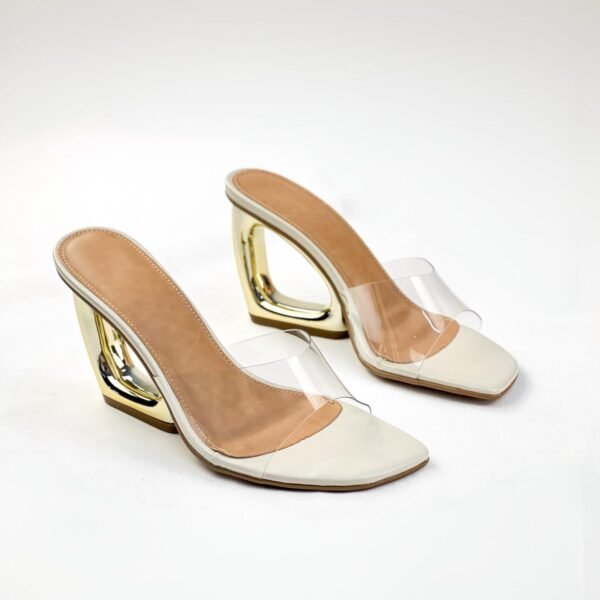 889C5630-Pampa-Off-White-2-scaled-1.jpeg 889C5630